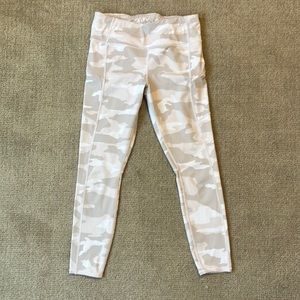 Athleta Womens Ultimate Stash 7/8 Legging